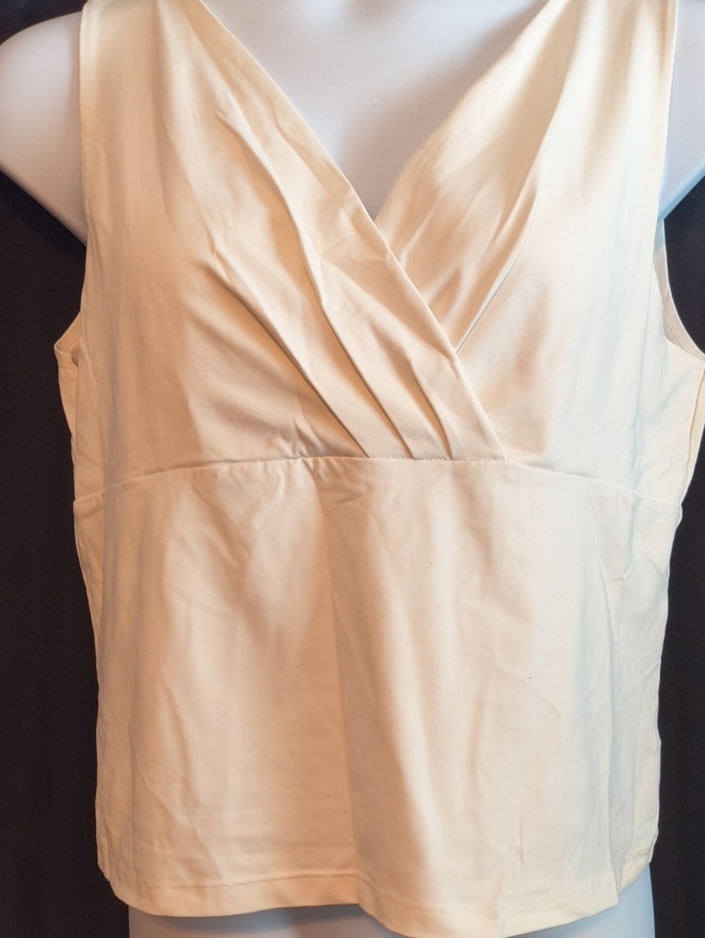 Worthington Stretch White Sleeveless Top #0084